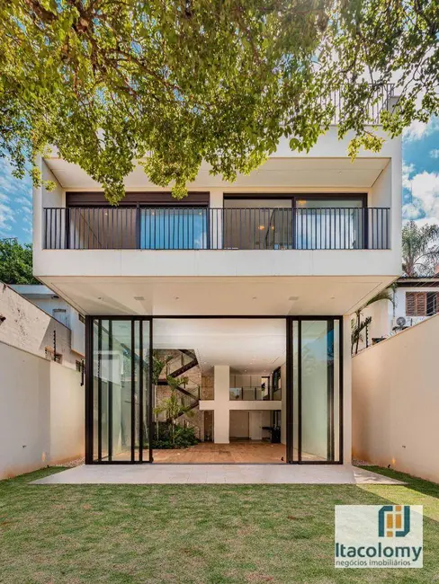 Foto 2 de Casa com 4 quartos à venda, 640m2 em Vila Madalena, São Paulo - SP
