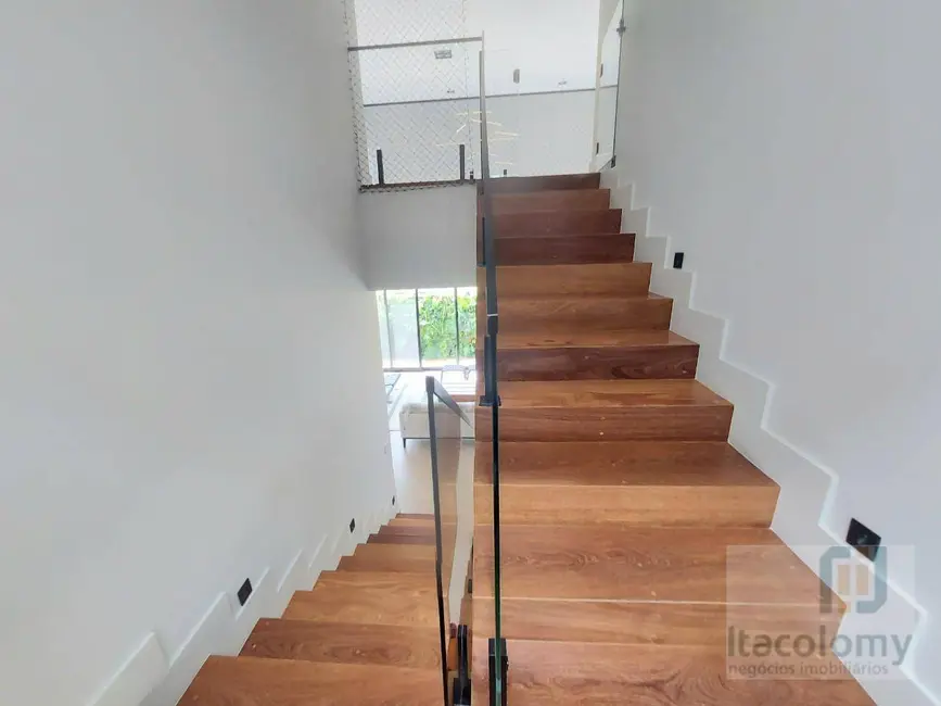 Foto 6 de Casa de Condomínio com 4 quartos à venda, 490m2 em Santana De Parnaiba - SP