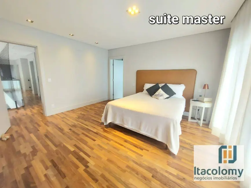 Foto 8 de Casa de Condomínio com 4 quartos à venda, 490m2 em Santana De Parnaiba - SP