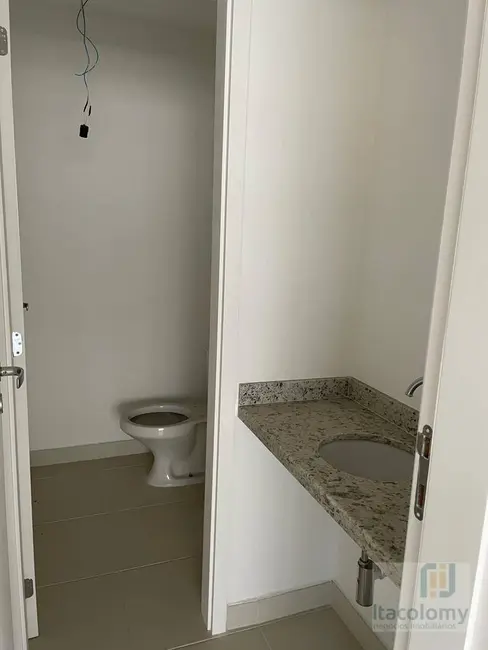 Sala Comercial à venda, 43m2 em Alphaville Industrial, Barueri - SP - imagem 4 Foto 4 de Sala Comercial à venda, 43m2 em Alphaville Industrial, Barueri - SP