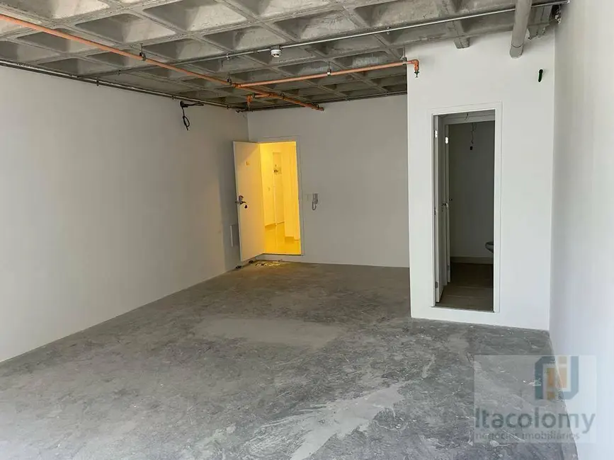 Foto 2 de Sala Comercial à venda, 43m2 em Alphaville Industrial, Barueri - SP