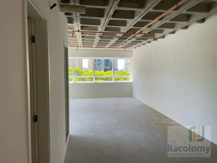 Foto 2 de Sala Comercial à venda, 55m2 em Alphaville Industrial, Barueri - SP