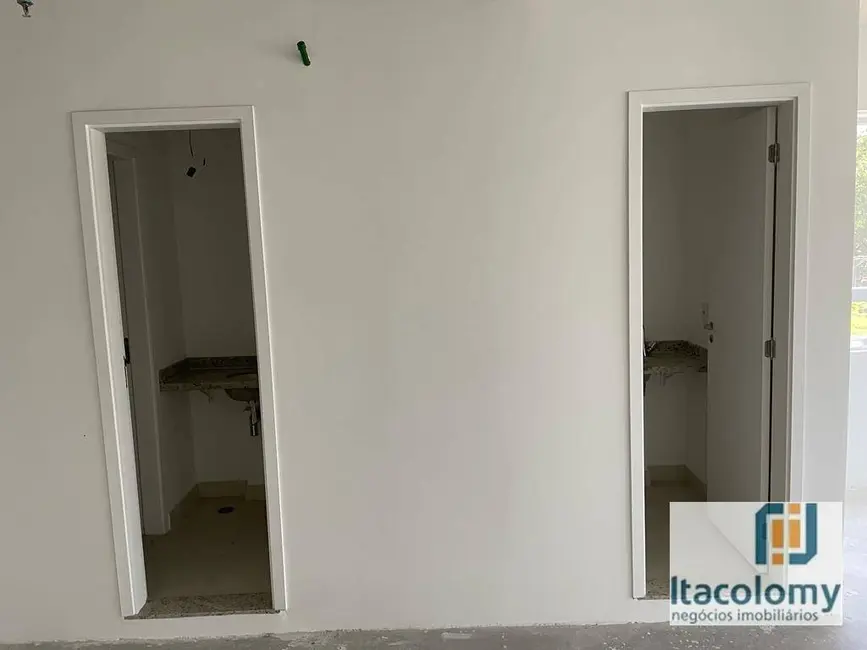 Foto 6 de Sala Comercial à venda, 55m2 em Alphaville Industrial, Barueri - SP