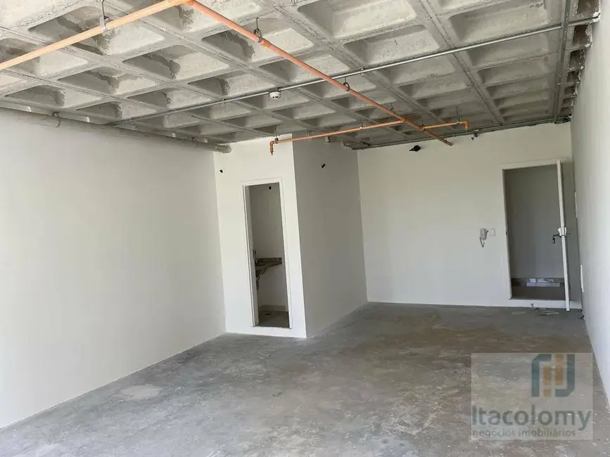 Foto 4 de Sala Comercial à venda, 45m2 em Alphaville Industrial, Barueri - SP