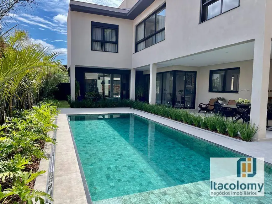 Foto 2 de Casa de Condomínio com 5 quartos à venda e para alugar, 589m2 em Barueri - SP