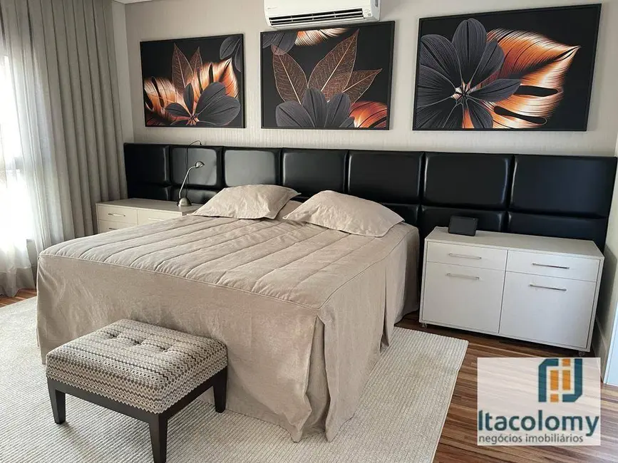 Foto 7 de Casa de Condomínio com 5 quartos à venda e para alugar, 589m2 em Barueri - SP