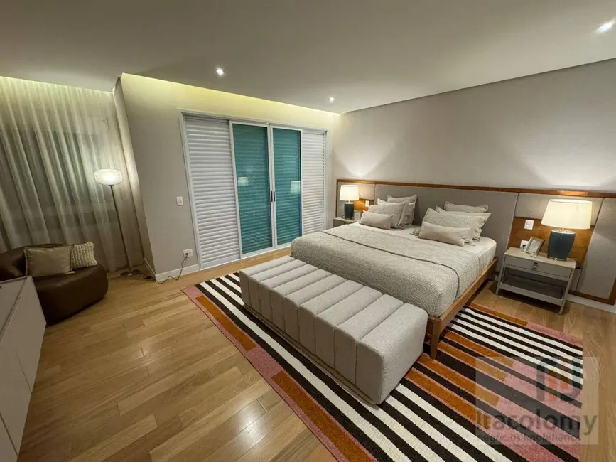 Foto 6 de Apartamento com 5 quartos à venda, 750m2 em Alphaville Industrial, Barueri - SP