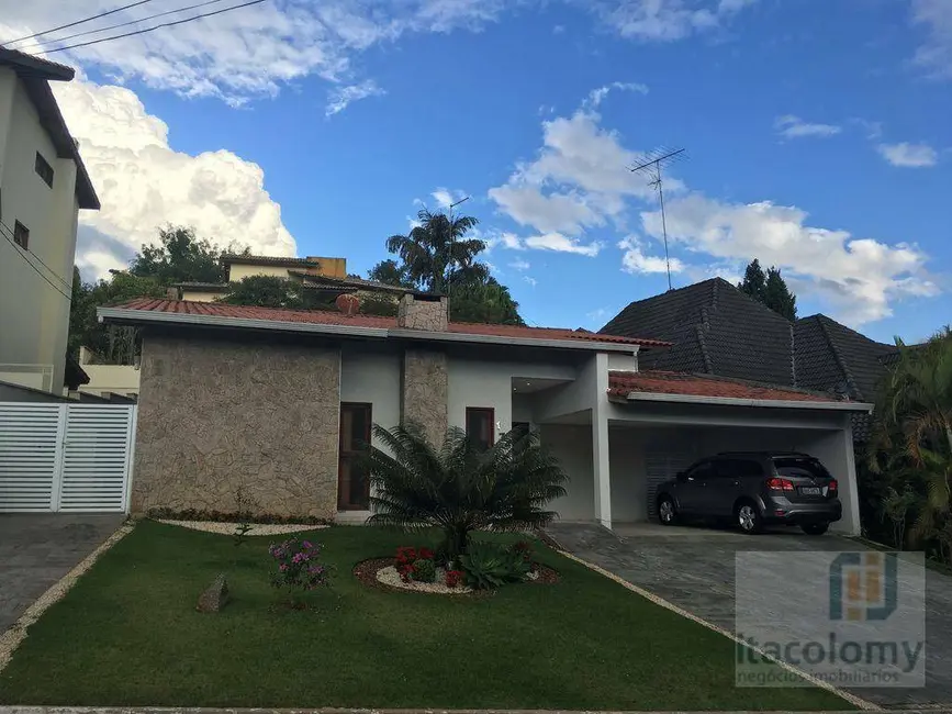 Casa de Condomínio com 3 quartos à venda, 240m2 em Santana De Parnaiba - SP - imagem 1 Foto 1 de Casa de Condomínio com 3 quartos à venda, 240m2 em Santana De Parnaiba - SP