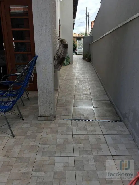 Casa de Condomínio com 3 quartos à venda, 240m2 em Santana De Parnaiba - SP - imagem 5 Foto 5 de Casa de Condomínio com 3 quartos à venda, 240m2 em Santana De Parnaiba - SP