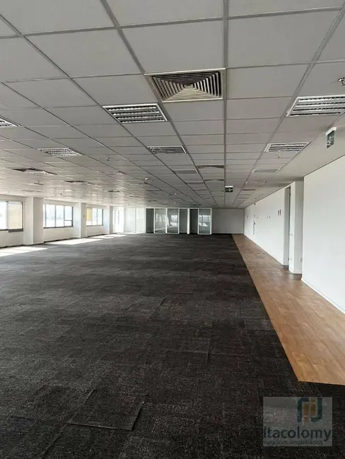 Sala Comercial para alugar, 2236m2 em Tamboré, Barueri - SP - imagem 8 Foto 8 de Sala Comercial para alugar, 2236m2 em Tamboré, Barueri - SP