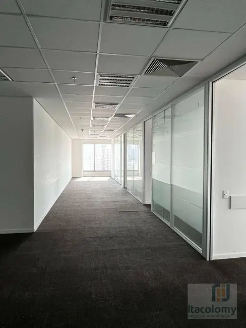 Sala Comercial para alugar, 2236m2 em Tamboré, Barueri - SP - imagem 9 Foto 9 de Sala Comercial para alugar, 2236m2 em Tamboré, Barueri - SP