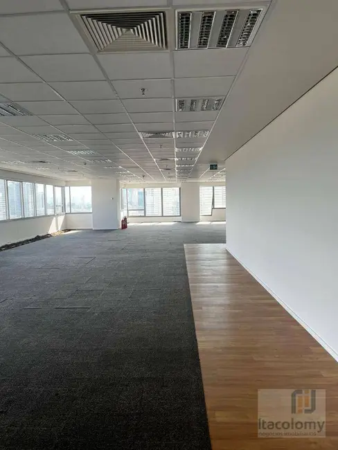 Sala Comercial para alugar, 2236m2 em Tamboré, Barueri - SP - imagem 3 Foto 3 de Sala Comercial para alugar, 2236m2 em Tamboré, Barueri - SP
