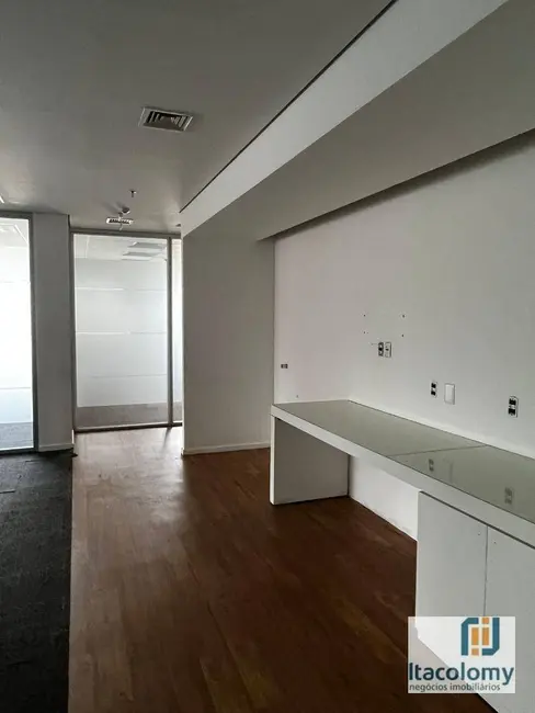Foto 7 de Sala Comercial para alugar, 2236m2 em Tamboré, Barueri - SP