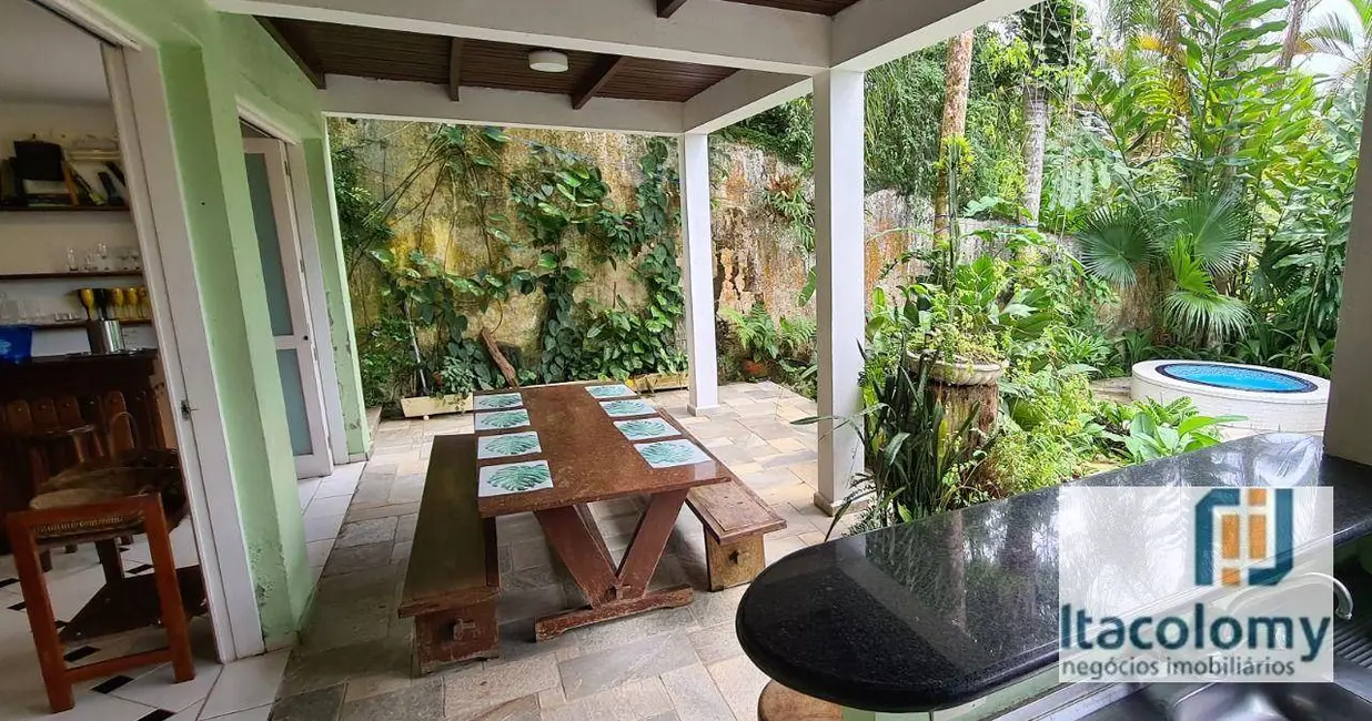 Foto 8 de Casa com 7 quartos à venda, 400m2 em Sao Sebastiao - SP