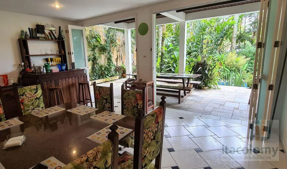 Foto 7 de Casa com 7 quartos à venda, 400m2 em Sao Sebastiao - SP