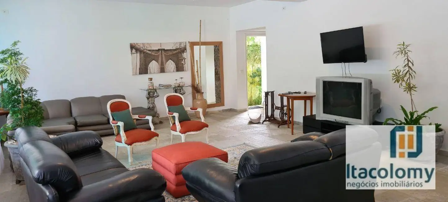 Foto 2 de Casa com 7 quartos à venda, 400m2 em Sao Sebastiao - SP