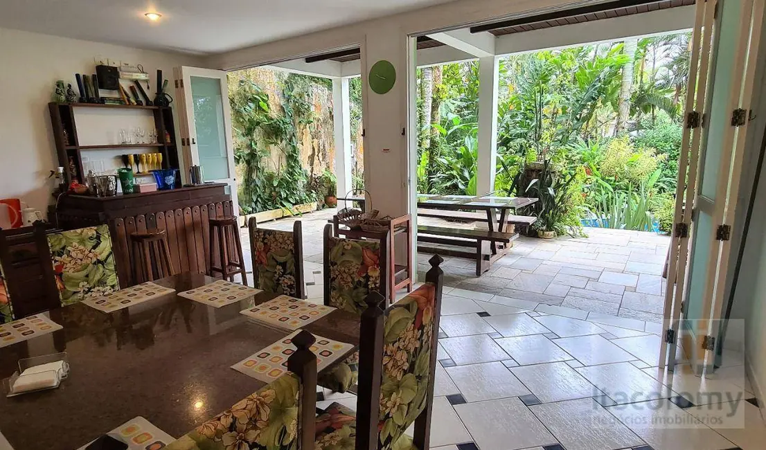 Foto 7 de Casa com 7 quartos à venda, 400m2 em Sao Sebastiao - SP