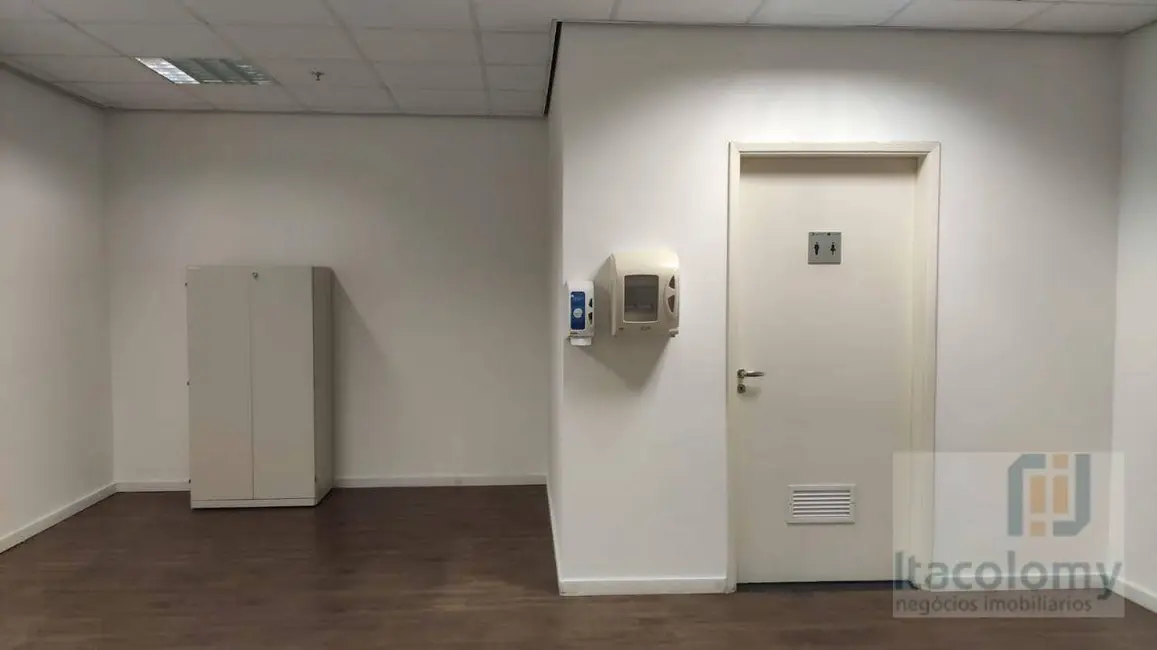 Foto 3 de Sala Comercial para alugar, 621m2 em Alphaville Industrial, Barueri - SP