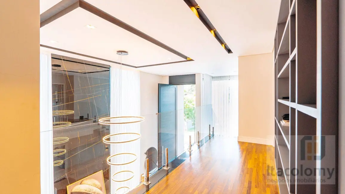 Casa de Condomínio com 4 quartos à venda, 450m2 em Tamboré, Santana De Parnaiba - SP - imagem 6 Foto 6 de Casa de Condomínio com 4 quartos à venda, 450m2 em Tamboré, Santana De Parnaiba - SP