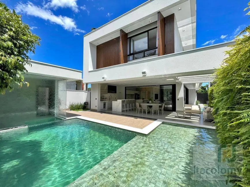 Foto 2 de Casa com 5 quartos à venda, 411m2 em Bertioga - SP