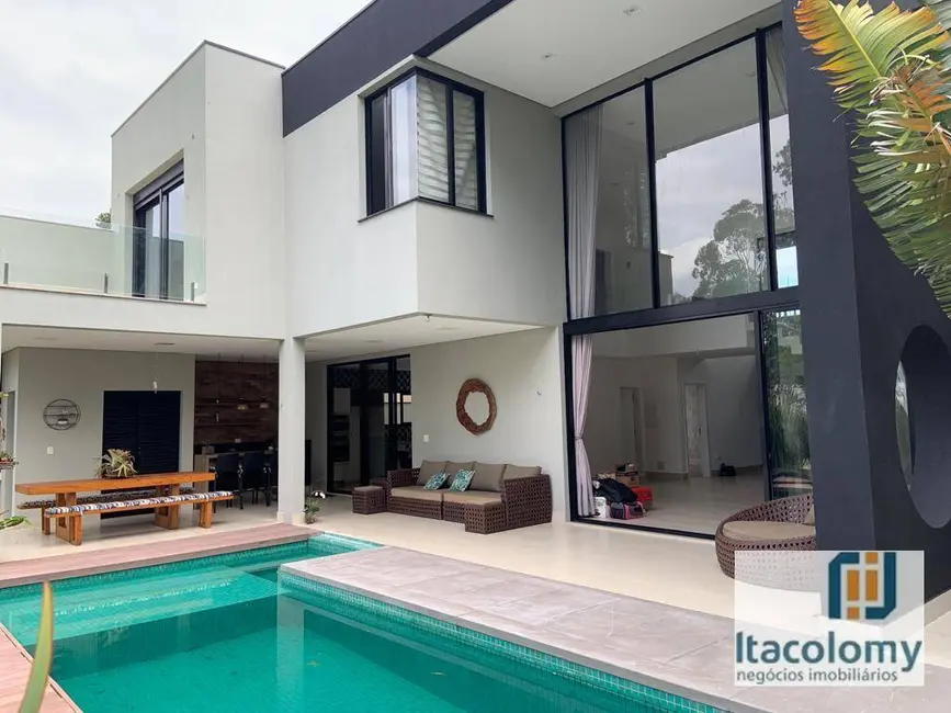 Foto 1 de Casa de Condomínio com 4 quartos para alugar, 525m2 em Colinas da Anhangüera, Santana De Parnaiba - SP