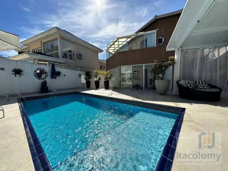 Foto 1 de Casa de Condomínio com 4 quartos à venda, 450m2 em Santana De Parnaiba - SP