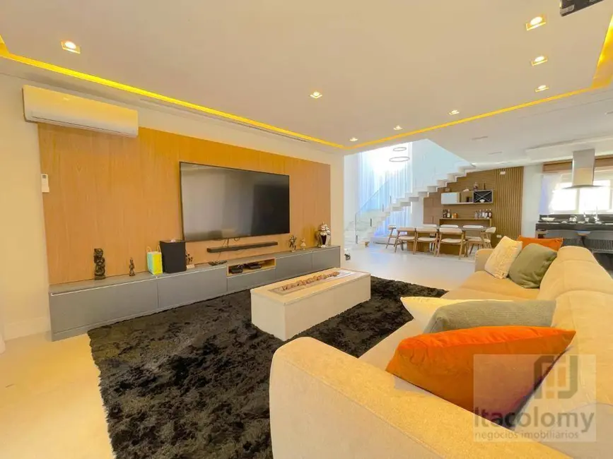 Foto 3 de Casa de Condomínio com 4 quartos à venda, 498m2 em Santana De Parnaiba - SP