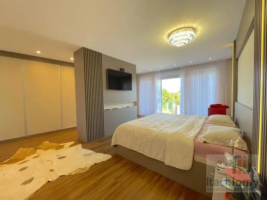 Foto 2 de Casa de Condomínio com 4 quartos à venda, 498m2 em Santana De Parnaiba - SP