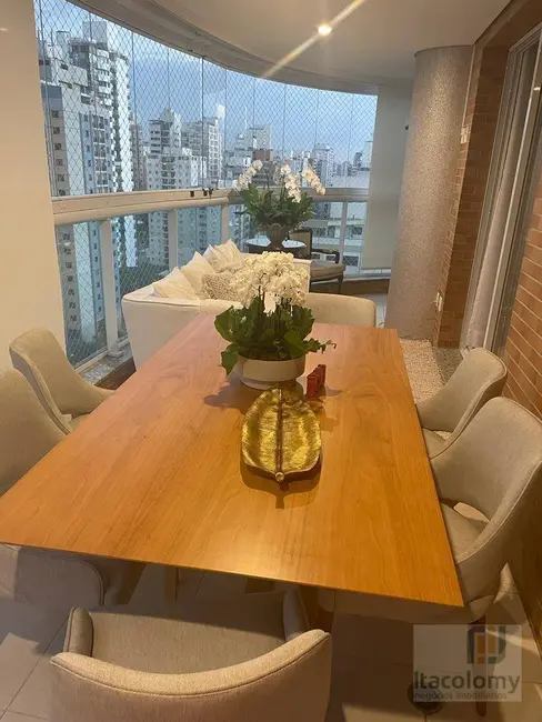 Apartamento com 3 quartos à venda, 165m2 em Indianópolis, São Paulo - SP - imagem 4 Foto 4 de Apartamento com 3 quartos à venda, 165m2 em Indianópolis, São Paulo - SP