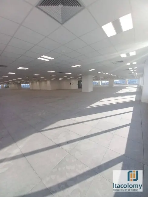 Foto 1 de Sala Comercial à venda e para alugar, 500m2 em Alphaville Industrial, Barueri - SP