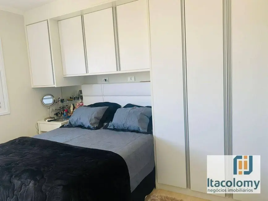 Foto 7 de Apartamento com 2 quartos à venda, 60m2 em Jardim Tupanci, Barueri - SP
