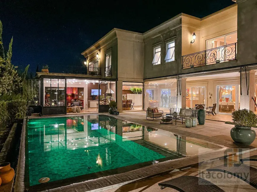 Foto 1 de Casa de Condomínio com 5 quartos à venda, 1860m2 em Paiol Velho, Santana De Parnaiba - SP