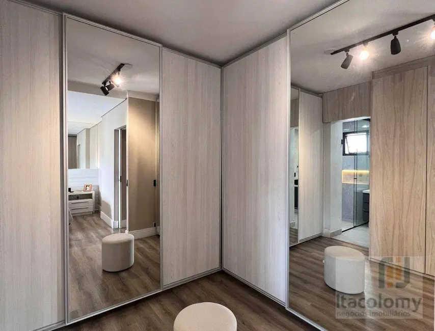 Apartamento com 3 quartos à venda, 212m2 em Alphaville Industrial, Barueri - SP - imagem 6 Foto 6 de Apartamento com 3 quartos à venda, 212m2 em Alphaville Industrial, Barueri - SP