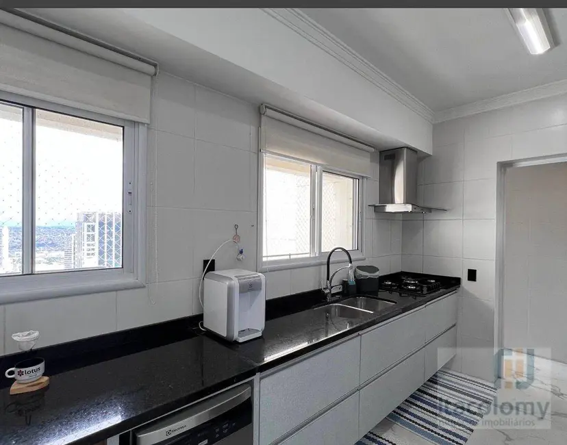 Apartamento com 3 quartos à venda, 212m2 em Alphaville Industrial, Barueri - SP - imagem 8 Foto 8 de Apartamento com 3 quartos à venda, 212m2 em Alphaville Industrial, Barueri - SP