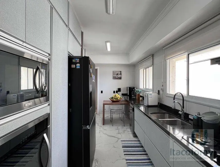 Apartamento com 3 quartos à venda, 212m2 em Alphaville Industrial, Barueri - SP - imagem 5 Foto 5 de Apartamento com 3 quartos à venda, 212m2 em Alphaville Industrial, Barueri - SP