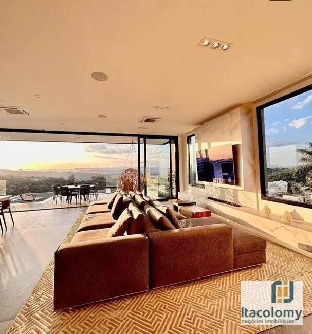 Foto 4 de Casa de Condomínio com 4 quartos à venda, 490m2 em Santana De Parnaiba - SP