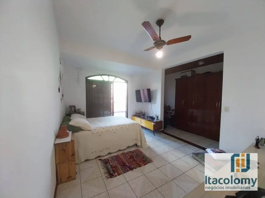 Foto 3 de Casa com 2 quartos à venda, 179m2 em Jardim Maria Tereza, Barueri - SP