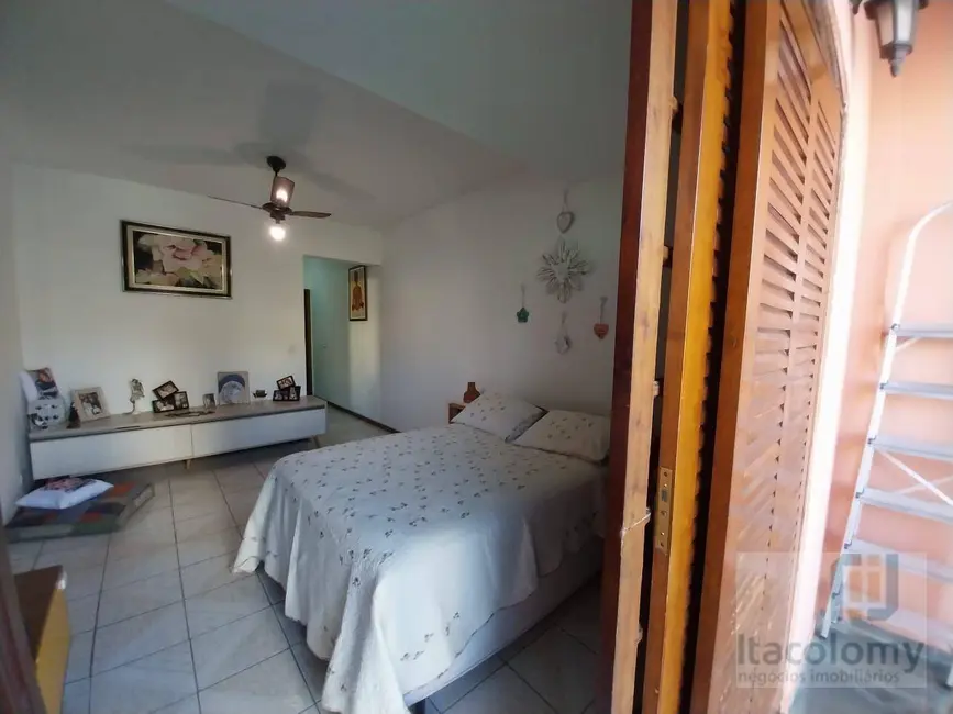 Casa com 2 quartos à venda, 179m2 em Jardim Maria Tereza, Barueri - SP - imagem 9 Foto 9 de Casa com 2 quartos à venda, 179m2 em Jardim Maria Tereza, Barueri - SP