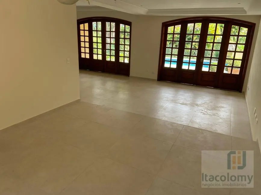 Casa de Condomínio com 4 quartos à venda, 700m2 em Santana De Parnaiba - SP - imagem 4 Foto 4 de Casa de Condomínio com 4 quartos à venda, 700m2 em Santana De Parnaiba - SP