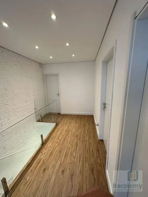Casa com 3 quartos à venda, 241m2 em Morro dos Ingleses, São Paulo - SP - imagem 2 Foto 2 de Casa com 3 quartos à venda, 241m2 em Morro dos Ingleses, São Paulo - SP