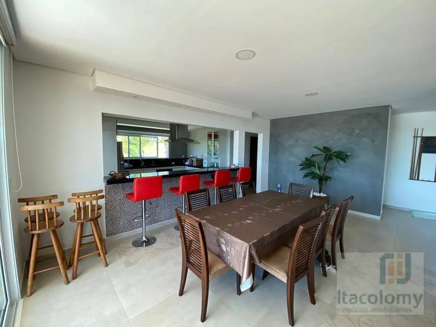 Casa de Condomínio com 5 quartos à venda, 3000m2 em Paranapanema - SP - imagem 5 Foto 5 de Casa de Condomínio com 5 quartos à venda, 3000m2 em Paranapanema - SP