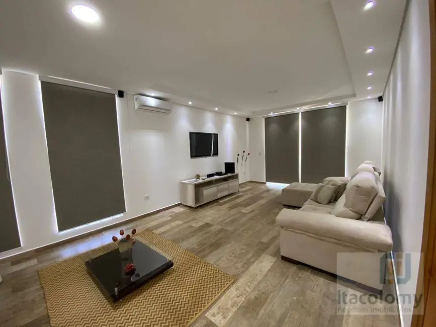 Casa de Condomínio com 5 quartos à venda, 3000m2 em Paranapanema - SP - imagem 4 Foto 4 de Casa de Condomínio com 5 quartos à venda, 3000m2 em Paranapanema - SP