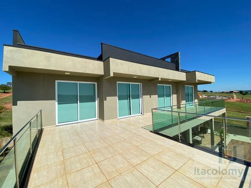 Casa de Condomínio com 5 quartos à venda, 3000m2 em Paranapanema - SP - imagem 6 Foto 6 de Casa de Condomínio com 5 quartos à venda, 3000m2 em Paranapanema - SP