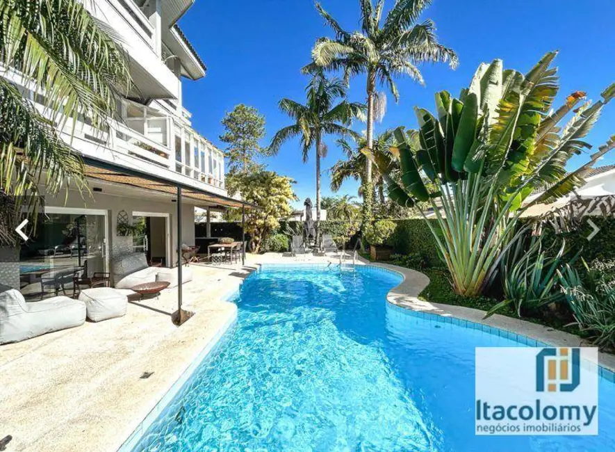 Foto 4 de Casa de Condomínio com 3 quartos à venda, 500m2 em Santana De Parnaiba - SP