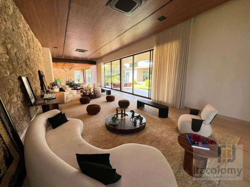 Casa de Condomínio com 5 quartos à venda, 2255m2 em Residencial Tamboré, Barueri - SP - imagem 4 Foto 4 de Casa de Condomínio com 5 quartos à venda, 2255m2 em Residencial Tamboré, Barueri - SP