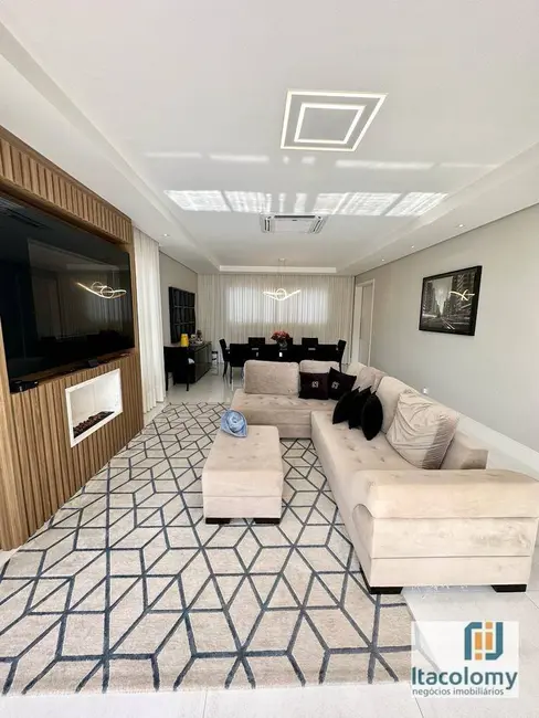 Foto 3 de Casa de Condomínio com 3 quartos à venda, 420m2 em Colinas da Anhangüera, Santana De Parnaiba - SP