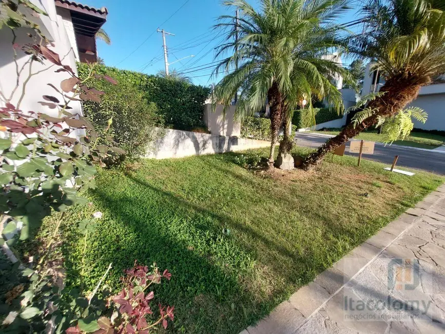 Foto 3 de Casa de Condomínio com 4 quartos à venda e para alugar, 360m2 em Santana De Parnaiba - SP