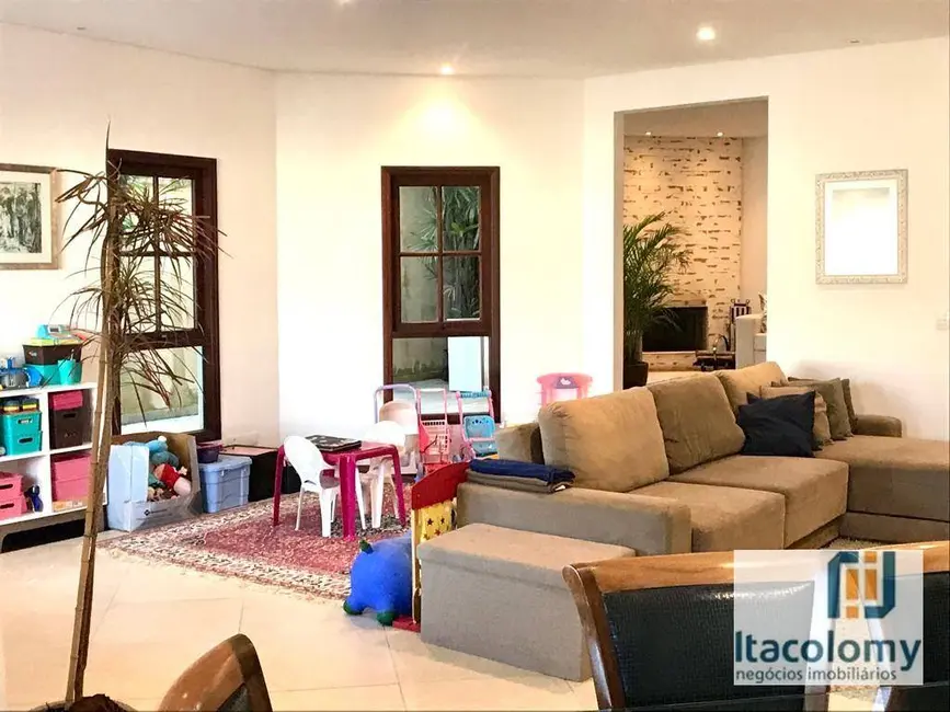 Foto 1 de Casa de Condomínio com 4 quartos à venda, 360m2 em Santana De Parnaiba - SP