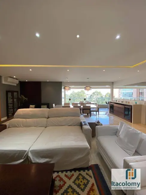 Foto 6 de Apartamento com 3 quartos à venda, 224m2 em Santana De Parnaiba - SP