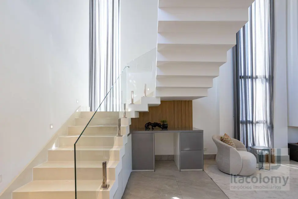 Foto 8 de Casa de Condomínio com 4 quartos à venda, 420m2 em Tamboré, Santana De Parnaiba - SP